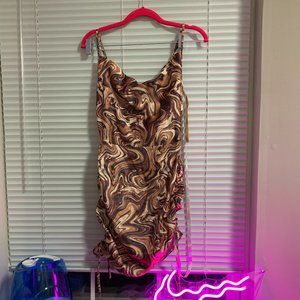 Pretty Little Thing Marble Side String Ruched Dress